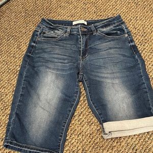 KanCan Bermuda shorts, size 9/28.  Stretchy, can be worn rolled or not.
